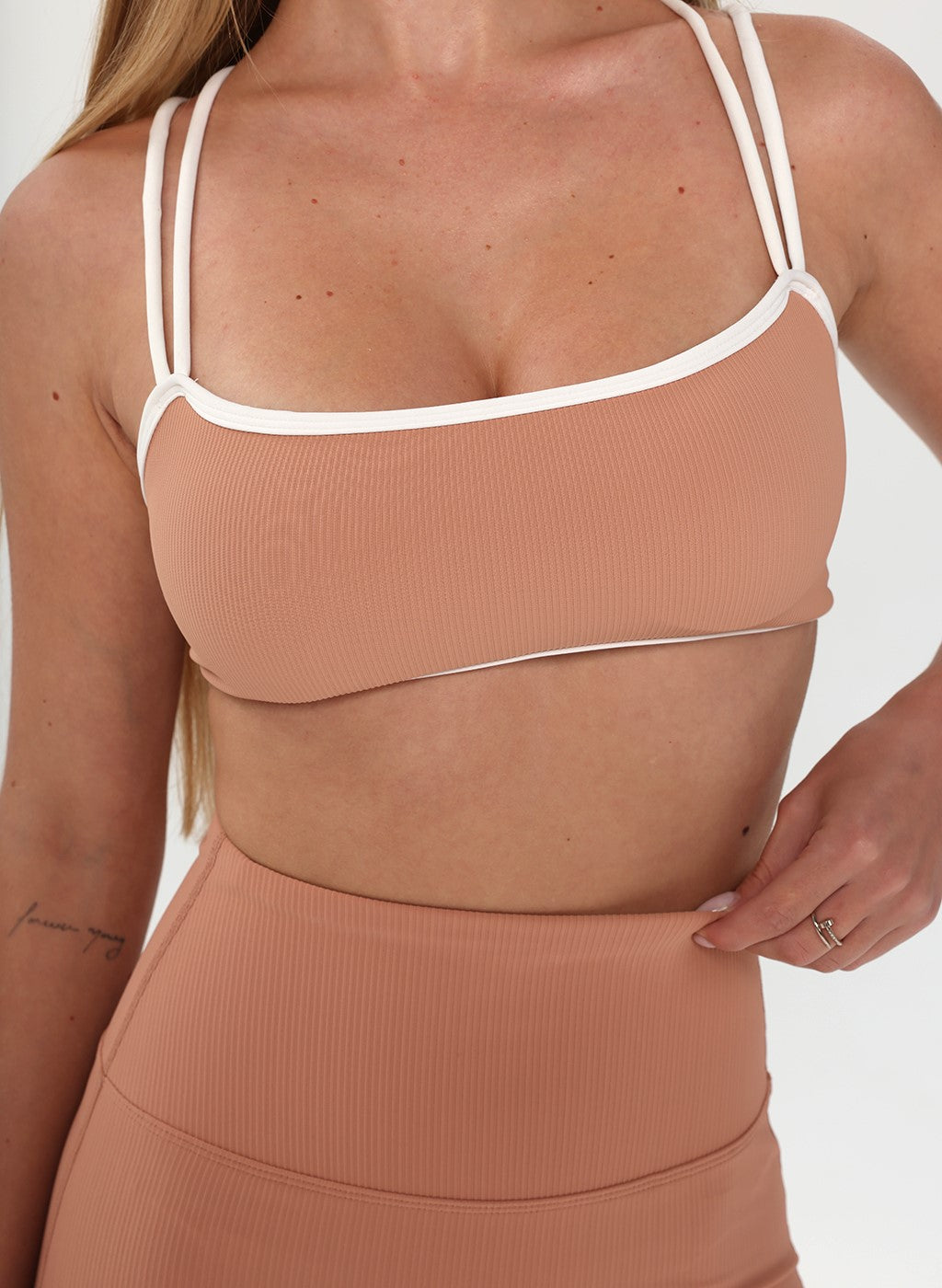 Olivia Ribbed Yoga Bra - Dark Orange
