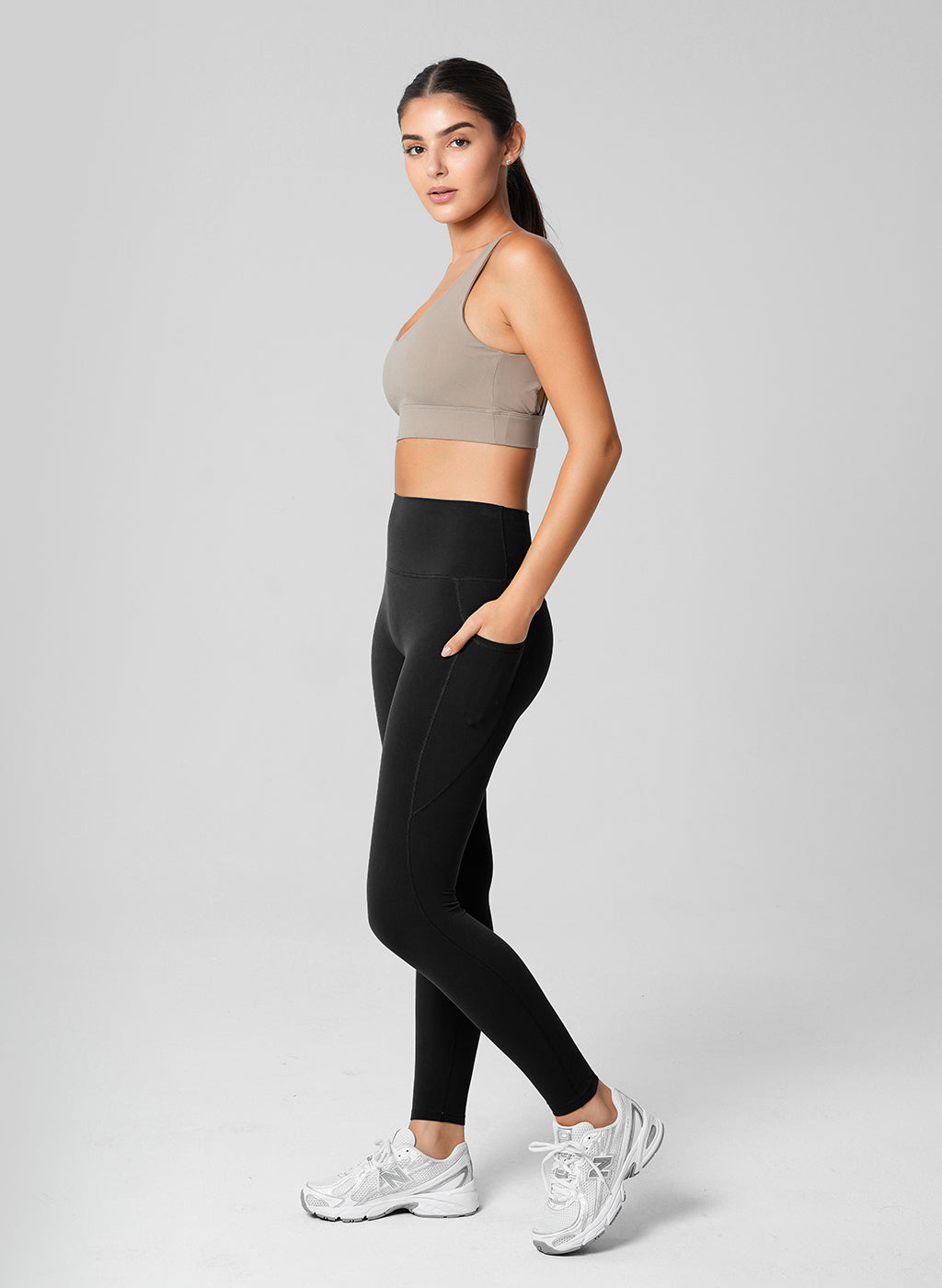 Lily Side Pocket Leggings - Black-Mohuki