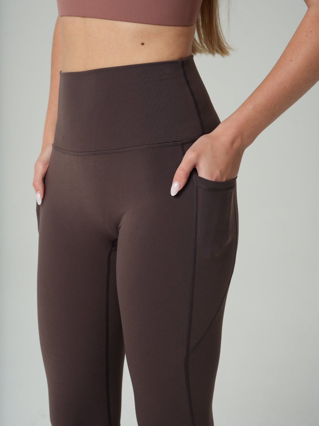 Lily Side Pocket Leggings - Dark Chocolate-Mohuki