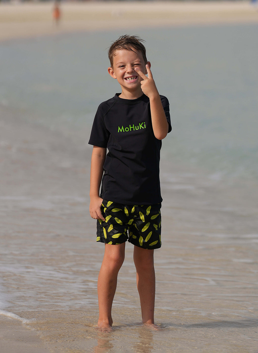 Kids Rashguard Sun Protectant T-Shirt - Black/Green-Mohuki