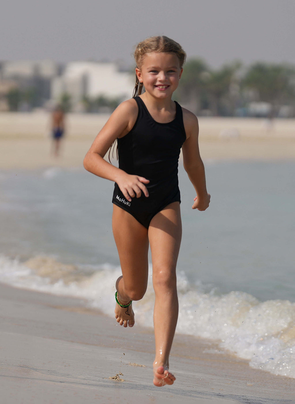 Girls Performance Racer Back Swimsuit – Black-Mohuki
