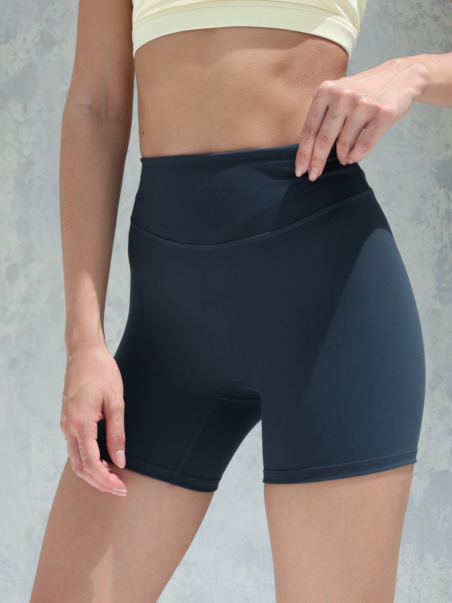 Active Bum Sculpt Short - Blueberry - MohukiXSShorts