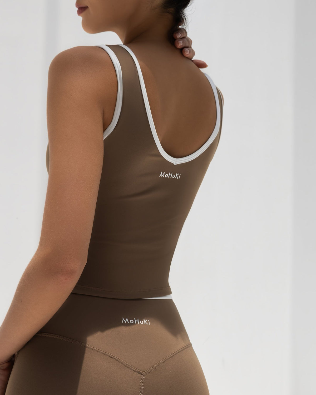 Contour Active Tank - Cocoa - MohukiXSTank Tops