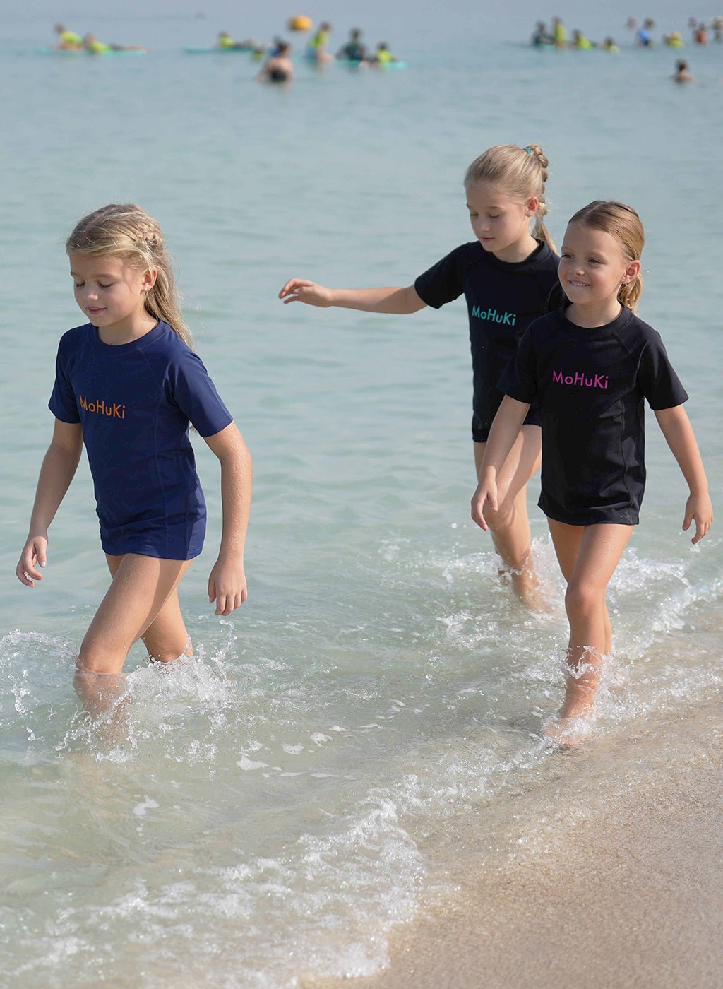Kids Rashguard Sun Protectant T-Shirt - Black/Pink - Mohuki4Swimming