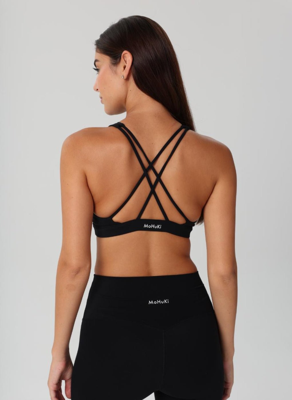 Olivia High Neck Sports Bra - Black - MohukiXSSports Bras